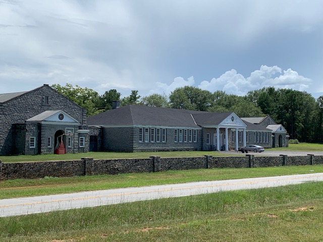 Craigslist Madness: How Fairfield County Residents Are Using the Platform to Buy, Sell, and Connect